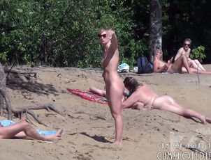Suck off on naked beach from spy camera